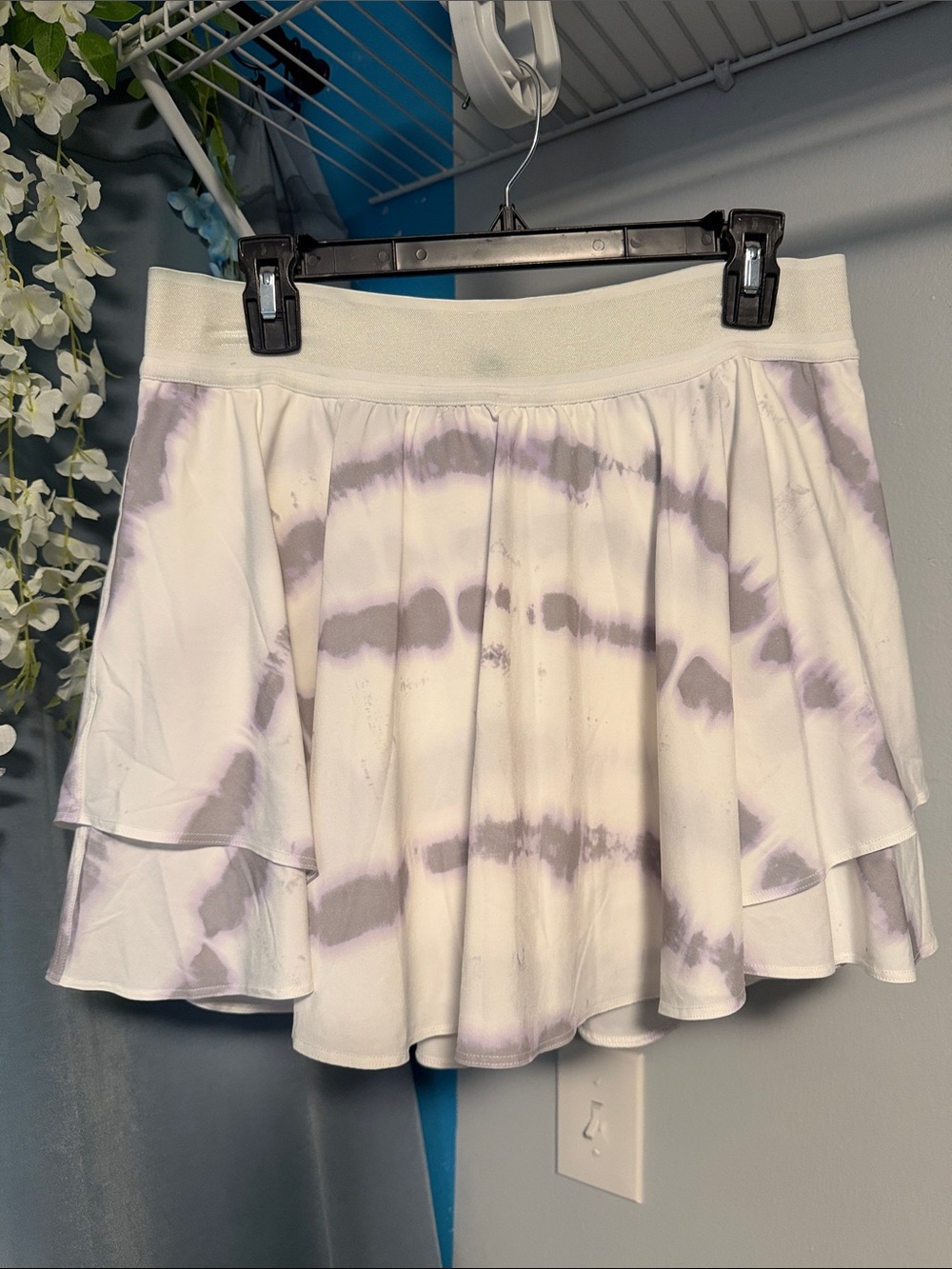 lululemon athletica Tie-Dye court rival Skirt - White Light Purple 10 tall long